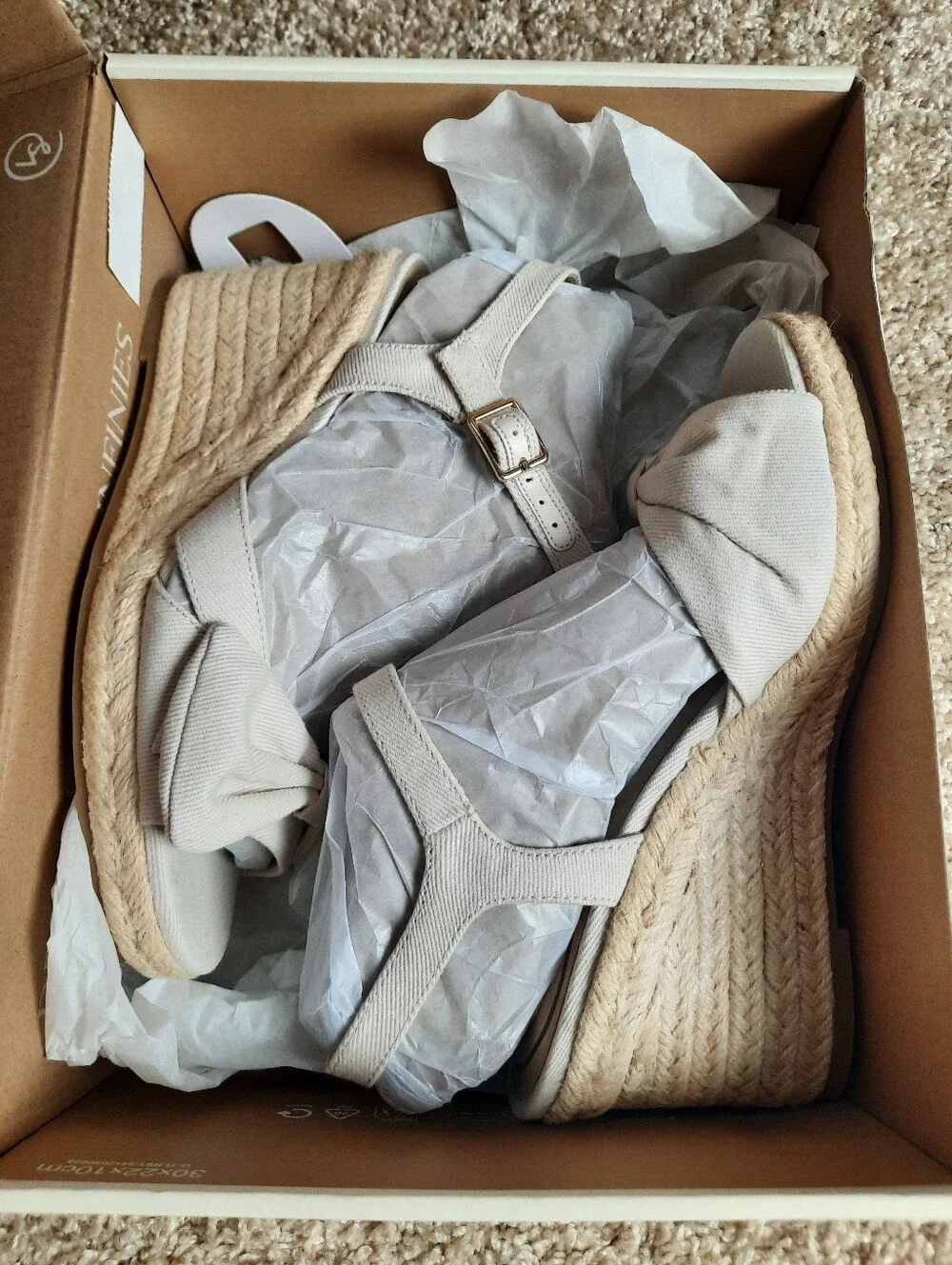 🛍 NIB Life Stride Tahlia Bone Canvas Ankle Strap Bow Espadrille Wedges Size 7